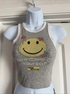 Aeropostale Gray Ribbed Smiley Tank with Yellow Graphic